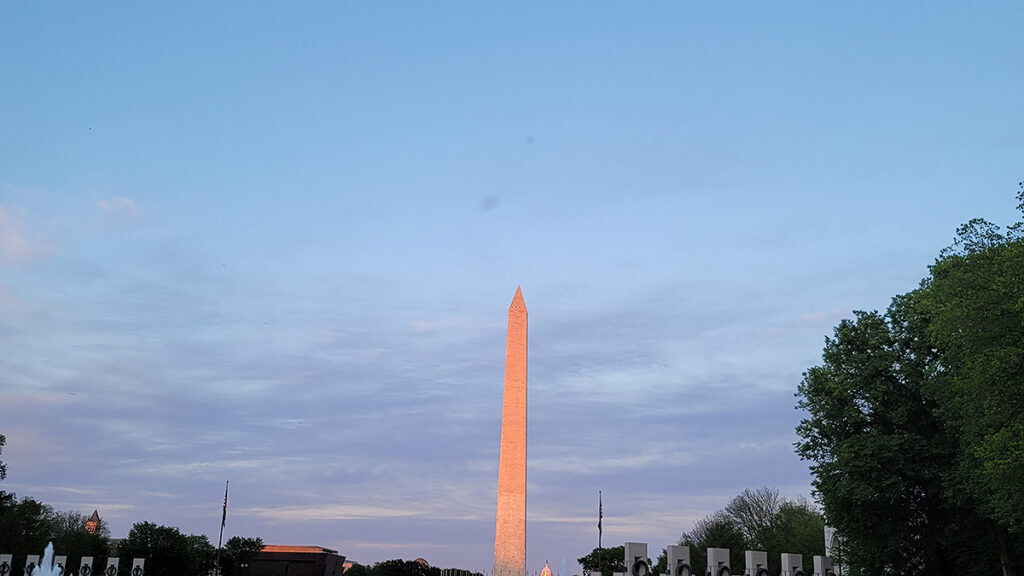 Additional Washington Monument photo for DC Falls Here.